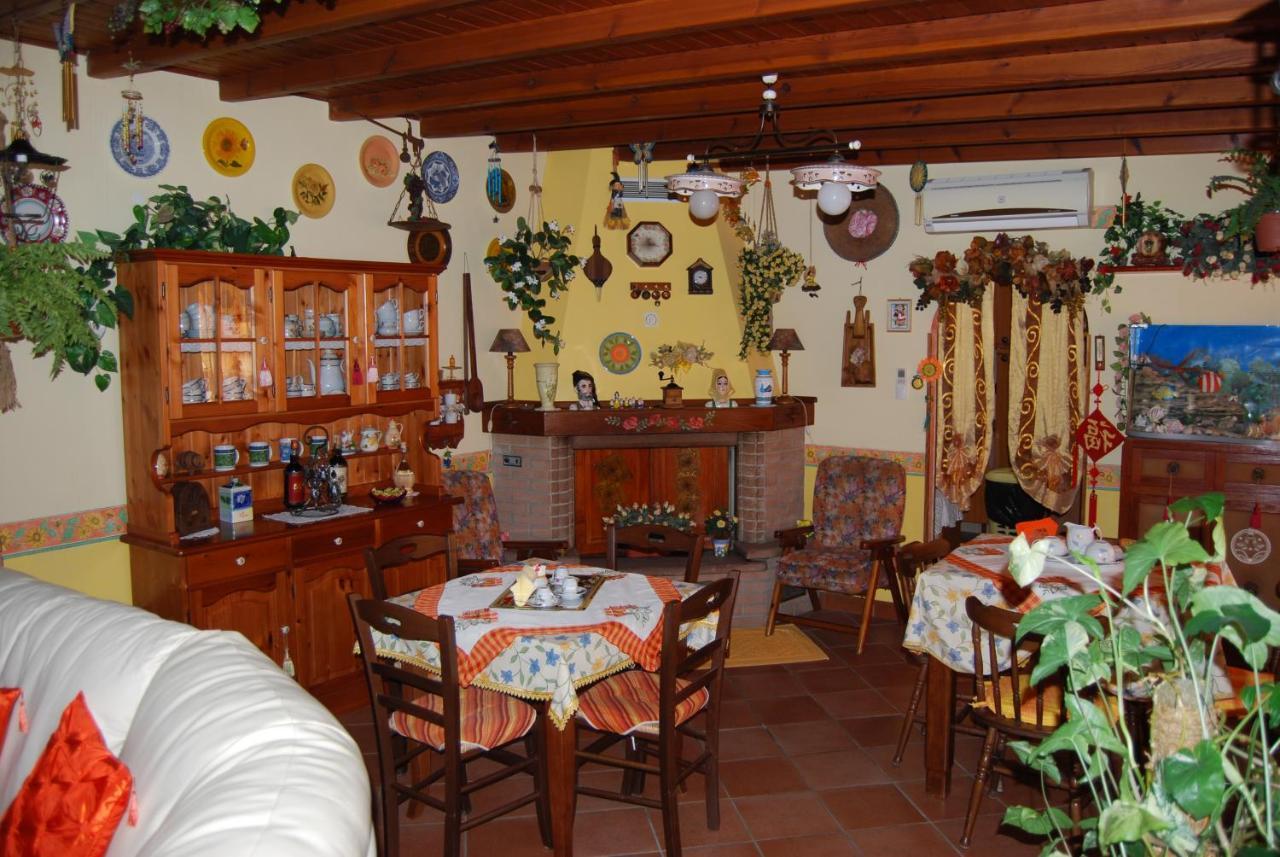 Sette Nani Bed & Breakfast Elmas ภายนอก รูปภาพ